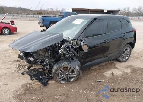 2023 Kia Seltos Lx z USA, uszkodzony, nr VIN KNDEPCAA4P7414149